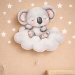 Wandnachtlicht Koala schlafend auf Wolke | LED Nachtlicht Holz