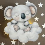 Wandnachtlicht Koala schlafend auf Wolke | LED Nachtlicht Holz