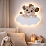 Personalisiertes Löwenbaby auf Wolke LED-Wandnachtlicht | LED Nachtlicht Holz